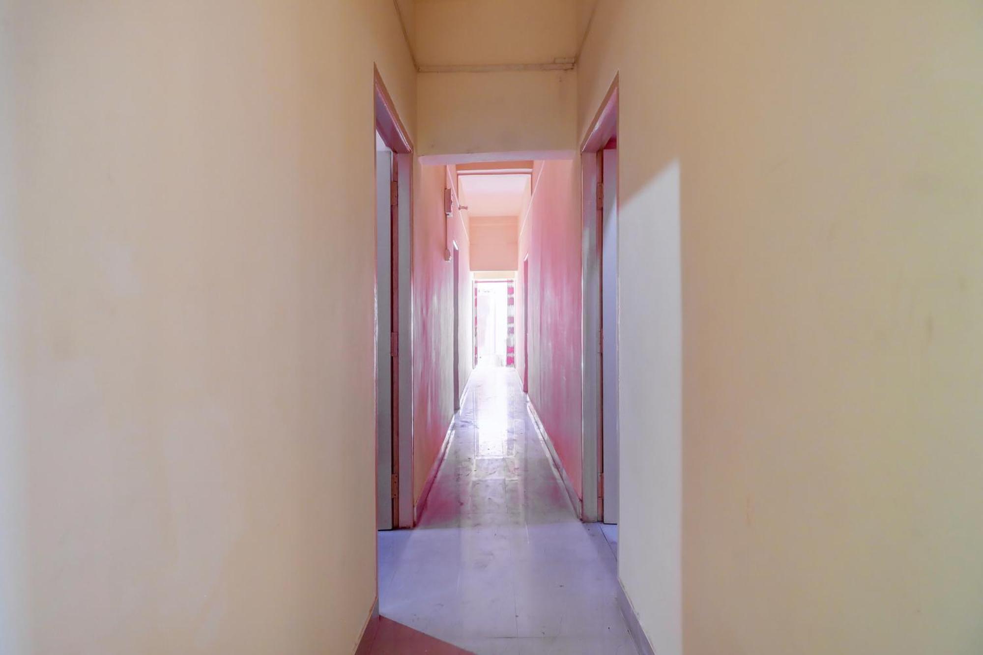 Hotel O Sidhu Kanhu & Banquet Ráňčí Exteriér fotografie